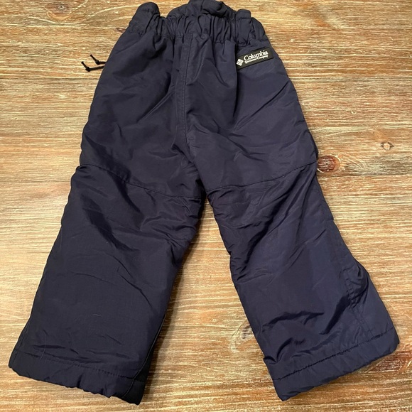 LIKE NEW COLUMBIA NAVY SNOW PANTS, TODDLER SIZE 3T - Picture 2 of 9